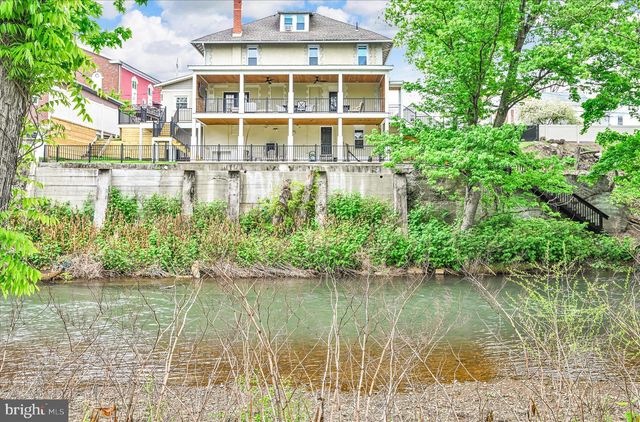 197 DOCK ST, Schuylkill Haven, PA 17972