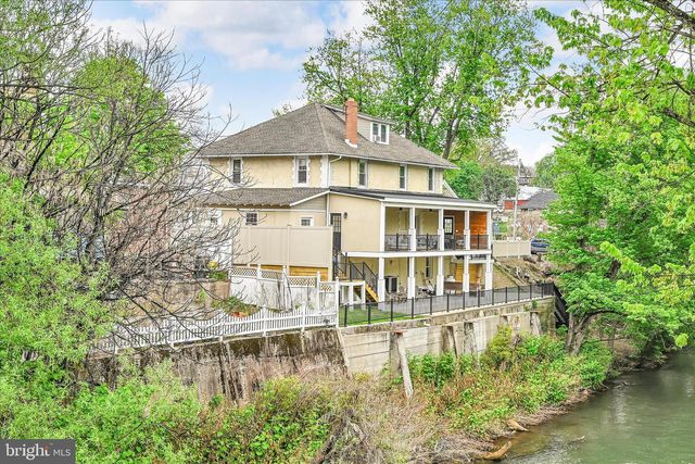 197 DOCK ST, Schuylkill Haven, PA 17972