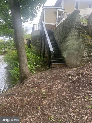 197 DOCK ST, Schuylkill Haven, PA 17972