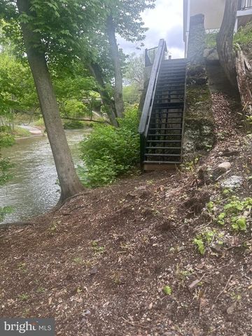 197 DOCK ST, Schuylkill Haven, PA 17972