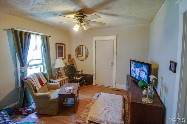 2612 Yager Avenue, Alton, IL 62002