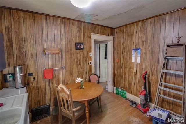 2612 Yager Avenue, Alton, IL 62002