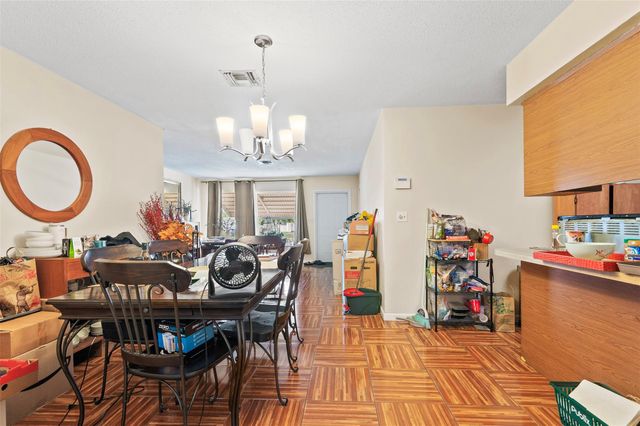 2748 NW 35th Ter, Lauderdale Lakes, FL 33311