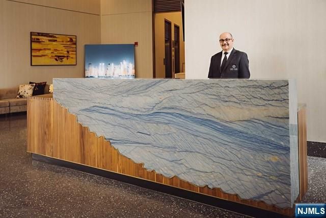 320 Adolphus Avenue 404, Cliffside Park, NJ 07010