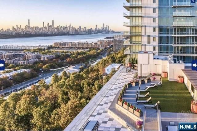 320 Adolphus Avenue 404, Cliffside Park, NJ 07010