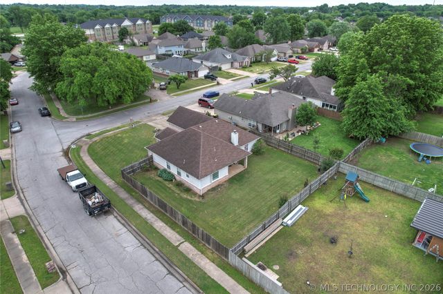 11862 S 269th East Avenue, Coweta, OK 74429