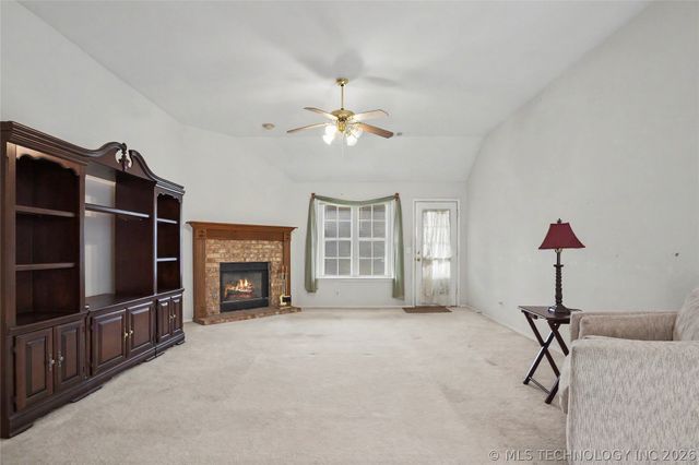 11862 S 269th East Avenue, Coweta, OK 74429