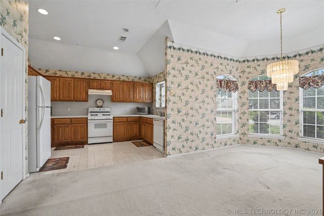 11862 S 269th East Avenue, Coweta, OK 74429