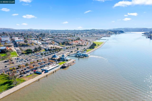 24 Tuolumne Street, Vallejo, CA 94590