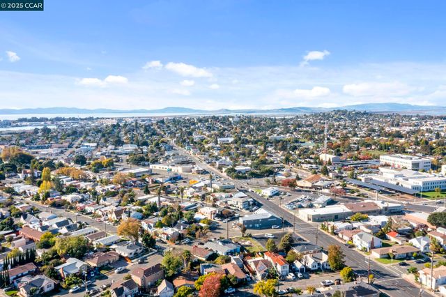 24 Tuolumne Street, Vallejo, CA 94590