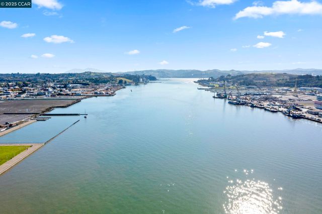 24 Tuolumne Street, Vallejo, CA 94590