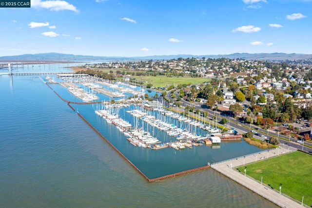 24 Tuolumne Street, Vallejo, CA 94590