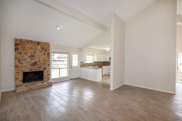 15106 Silverman Street, Webster, TX 77598