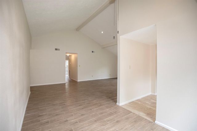 15106 Silverman Street, Webster, TX 77598