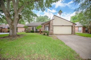 15106 Silverman Street, Webster, TX 77598