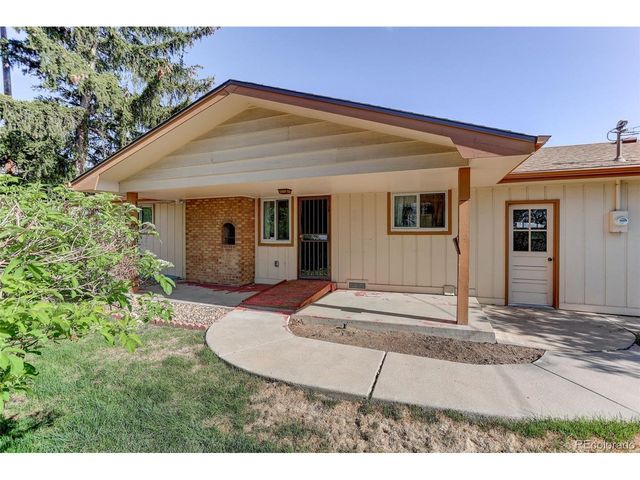 6942 W 68th Pl, Arvada, CO 80003