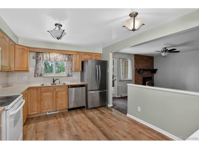 6942 W 68th Pl, Arvada, CO 80003