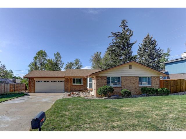 6942 W 68th Pl, Arvada, CO 80003