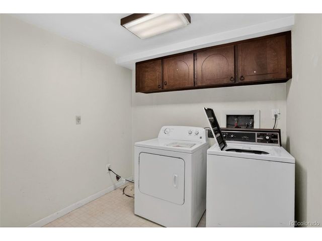 6942 W 68th Pl, Arvada, CO 80003