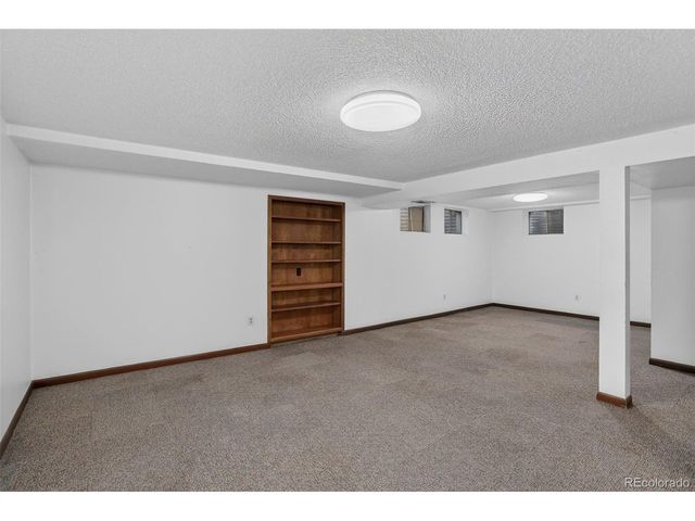 6942 W 68th Pl, Arvada, CO 80003