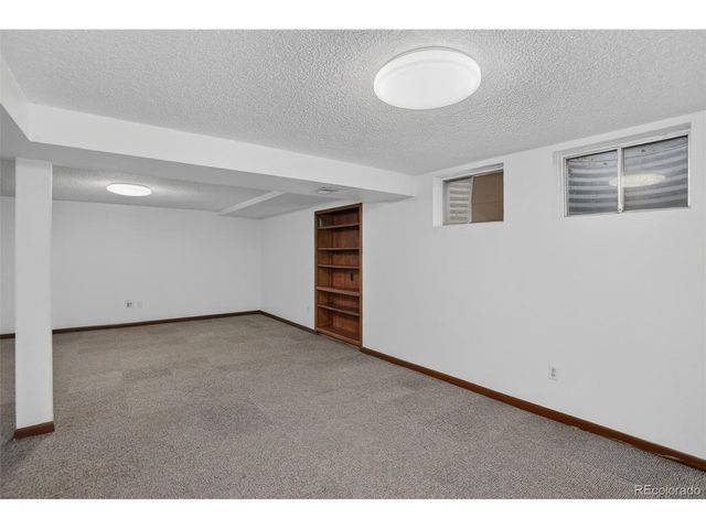 6942 W 68th Pl, Arvada, CO 80003