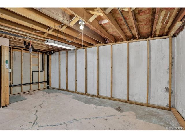 6942 W 68th Pl, Arvada, CO 80003