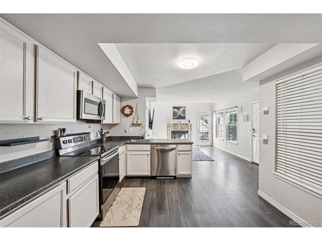 982 S Dearborn Way 14, Aurora, CO 80012