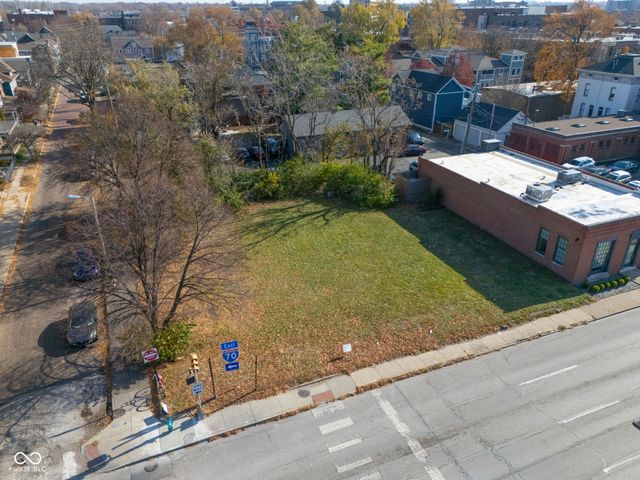 985 N Delaware Street, Indianapolis, IN 46202