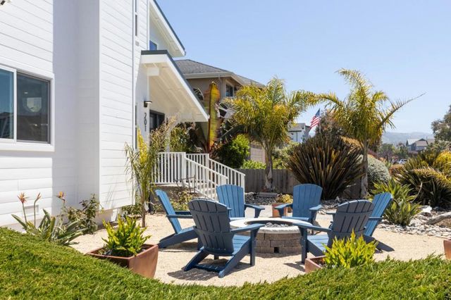 201 Miramontes Avenue, Half Moon Bay, CA 94019