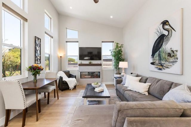 201 Miramontes Avenue, Half Moon Bay, CA 94019