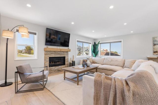 201 Miramontes Avenue, Half Moon Bay, CA 94019