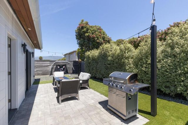 201 Miramontes Avenue, Half Moon Bay, CA 94019