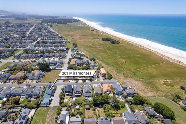 201 Miramontes Avenue, Half Moon Bay, CA 94019