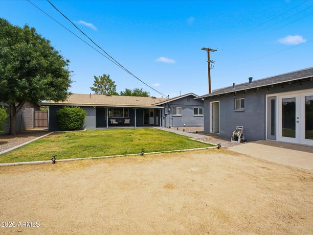 133 E ALAMEDA Drive, Tempe, AZ 85282