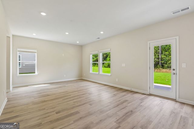 24 Rise Road, Adairsville, GA 30103