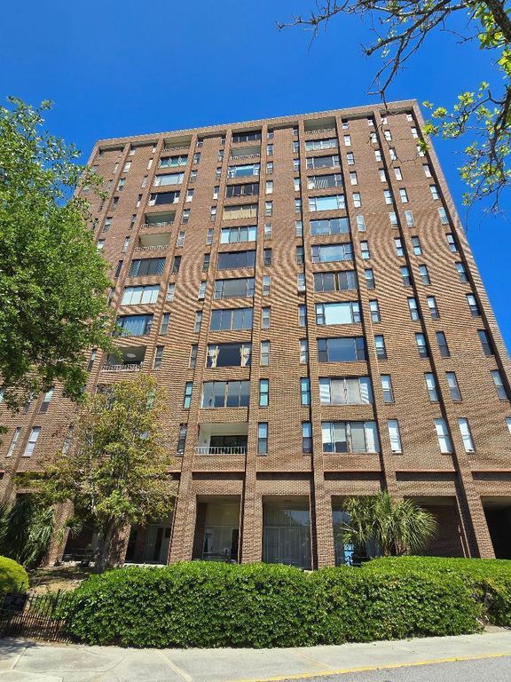 14 Lockwood Drive 2e, Charleston, SC 29401