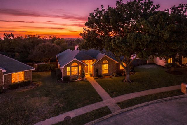 2307 Bristol Drive, Carrollton, TX 75006