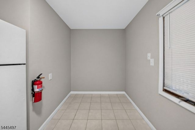 5 Stanford Dr, Bridgewater Twp., NJ 08807