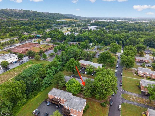 5 Stanford Dr, Bridgewater Twp., NJ 08807
