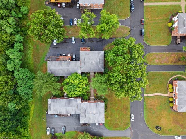 5 Stanford Dr, Bridgewater Twp., NJ 08807