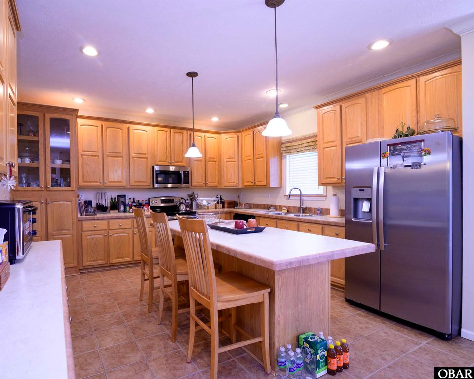 Image 14 of property listing at 511 Sir Walter Raleigh Street, Manteo, NC 27954