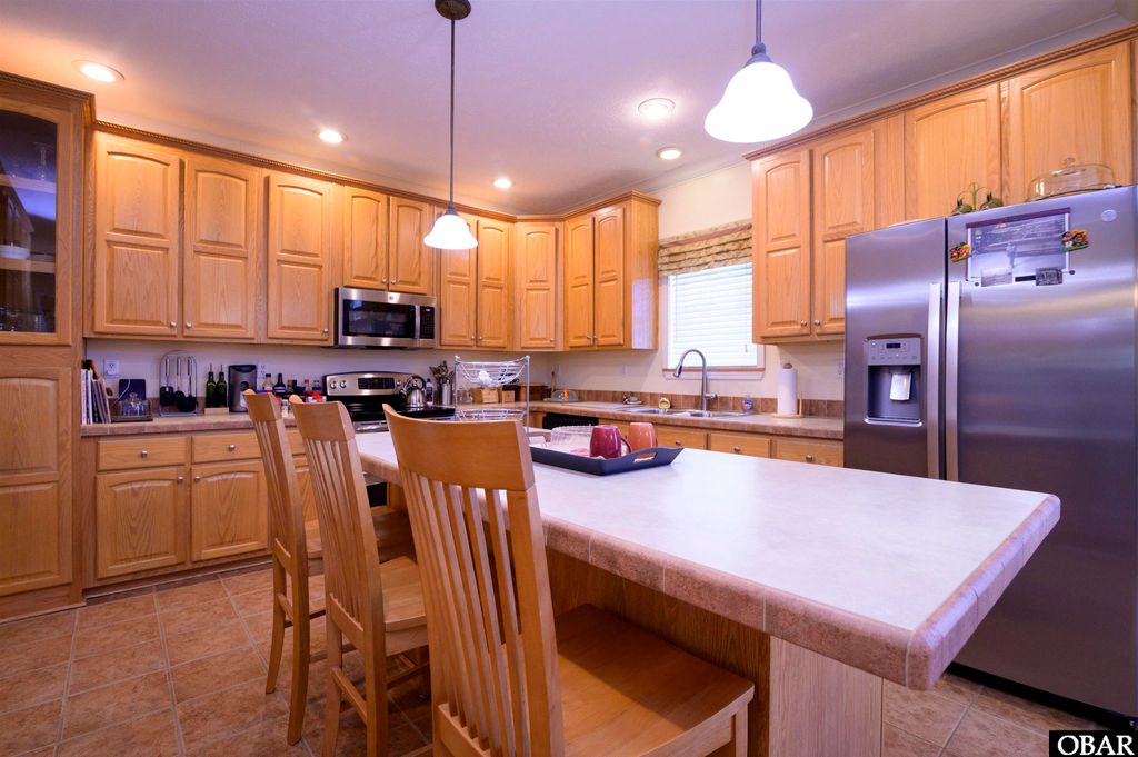 Image 15 of property listing at 511 Sir Walter Raleigh Street, Manteo, NC 27954