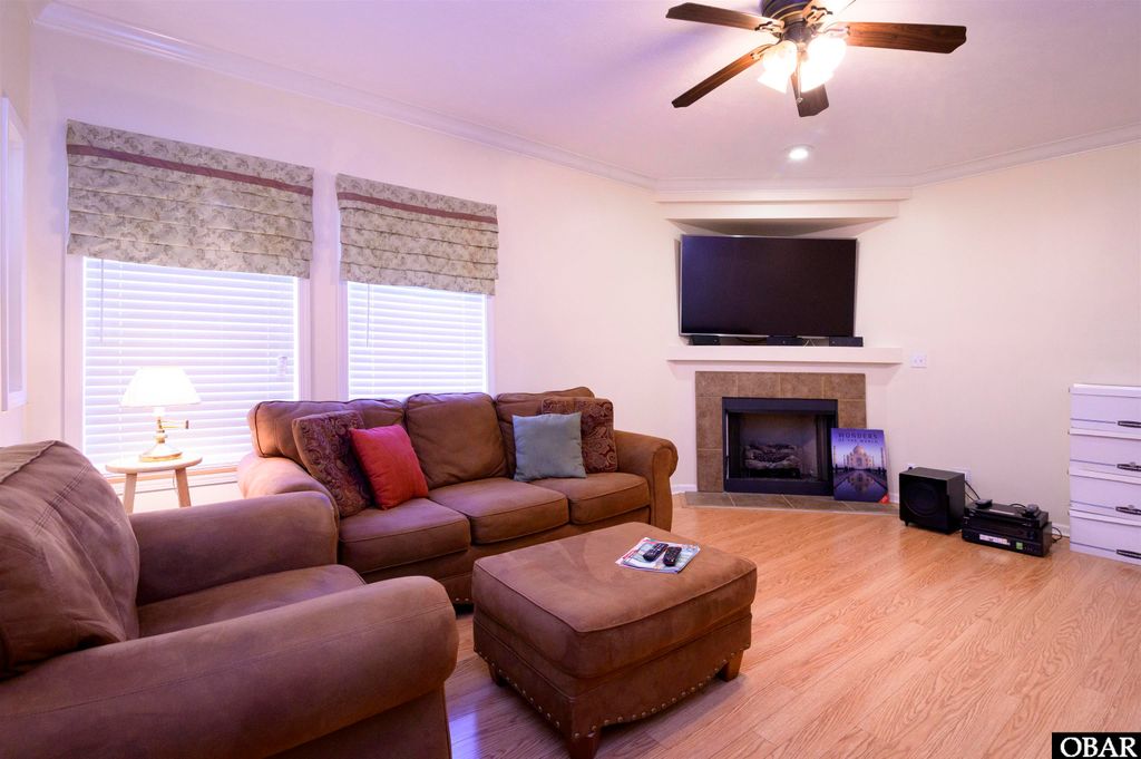 Image 17 of property listing at 511 Sir Walter Raleigh Street, Manteo, NC 27954