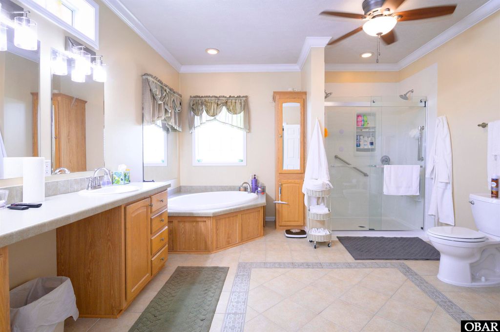 Image 20 of property listing at 511 Sir Walter Raleigh Street, Manteo, NC 27954
