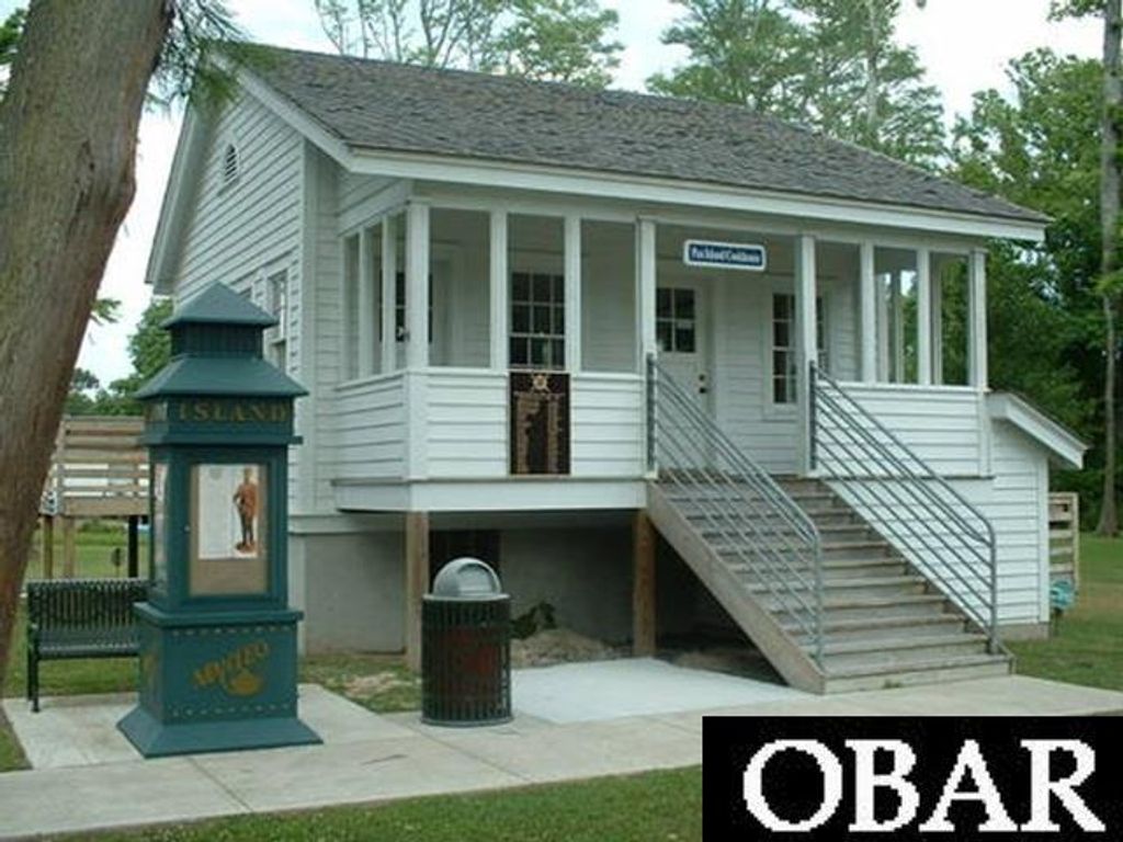 Image 25 of property listing at 511 Sir Walter Raleigh Street, Manteo, NC 27954