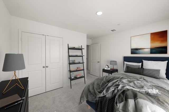 853 Pourtales Lane, Cedar Hill, TX 75104