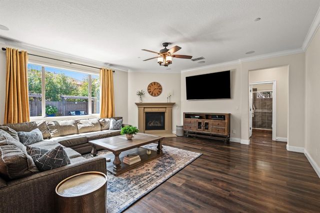 5033 Prairie Grass Way, Roseville, CA 95747