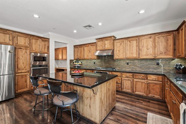 5033 Prairie Grass Way, Roseville, CA 95747