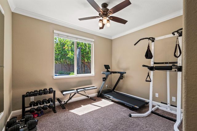 5033 Prairie Grass Way, Roseville, CA 95747
