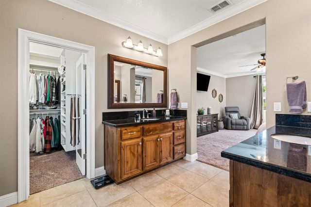 5033 Prairie Grass Way, Roseville, CA 95747